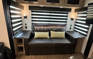 2022 Forest River RV Cherokee Alpha Wolf 26RL-L RV rental photo 11
