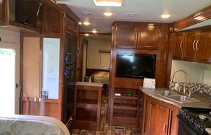 2018 Coachmen RV Pursuit 33 BH Blanche