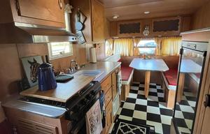 9 Roses Ranch Shasta Getaway