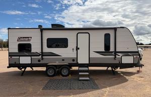 24 Flying Dutchman – Sleeps 8 l Bunks l Delivery