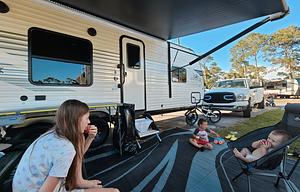2025 Jay Flight SLX 260BH RV rental photo 1