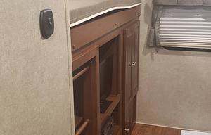 Rockwood Signature Ultralite 8312SS