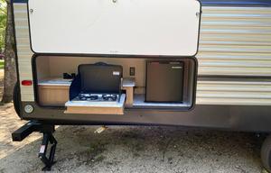 2022 Prime Time RV Avenger 27DBS