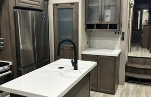 Rolling Family Retreat Bunk House with 2 full bath