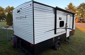 2024 Springdale Classic Mini 1760BH RV rental photo 8