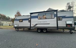 Bunkhouse Bliss-The Ultimate Family Travel Camper