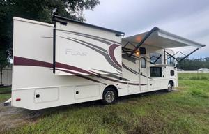 2020 Fleetwood RV Flair 32S