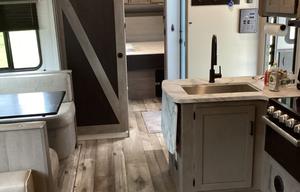 21 Keystone RV Outback Ultra Lite UBH291 Bunkhouse