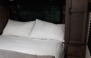 2021 Venture RV SportTrek 327VIK
