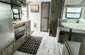 2022 Forest River Surveyor Legend 19RBLE