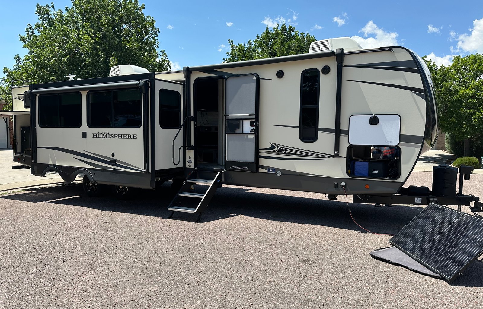 Spacious GLAMPING in “Big Gem”
