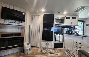 Paradise - Hassle-Free, Adventure-Ready Rental