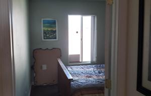 2017 2 Bed/2 Full Ba 43' 5th Wheel + Pool and Hot Tub Option + 2 Bed / 2 Ba House Option