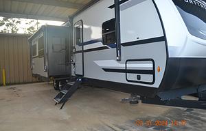 2022 Venture RV SportTrek ST327VIK