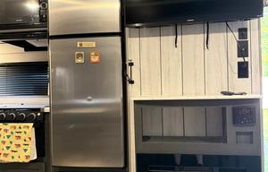 Unplug, unwind. Furnished 3bd, 2bath + bunks