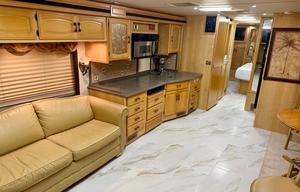 2005 Fleetwood RV Excursion 39s