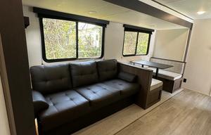 Family-Friendly Prime Time Avenger – Sleeps 8