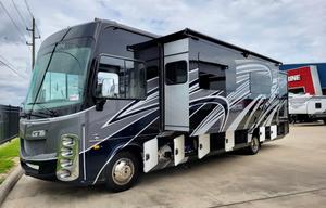 2021 Forest River RV Georgetown 5 Series 31L5 RV rental photo 9