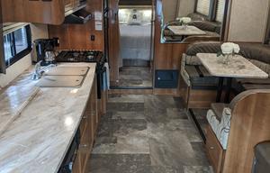 Coachmen Leprechaun - DELIVERY AVAILABLE