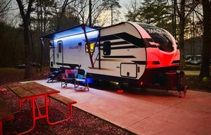 *LUXURY DELIVERED TO YOU!*  HIGHLAND HIDEAWAY