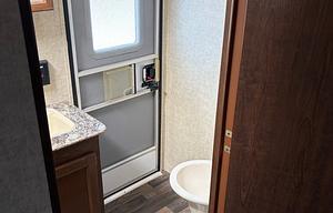2015 Keystone RV Hideout 31RVDSWE