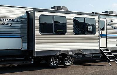 2020 KZ Sportsmen LE 333BHKLE RV rental photo 3