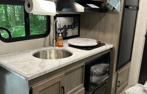 2021 Venture Sonic Lite - Dandelion Adventures RV