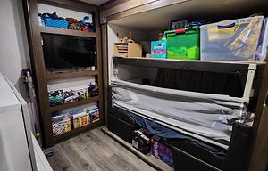 Bunkhouse!Sleeps 10, Spacious, Pet Friendly,Island