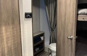 2022 CrossRoads RV Zinger Lite ZR270BH
