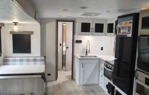 Solaire BRAND New 3 bedroom HIDDEN PANTRY Sleeps8