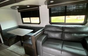 2021 Crossroads Cruiser Aire 33bhb