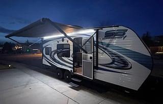 22 ft Toy Hauler with Generator - aka 'Sammy'