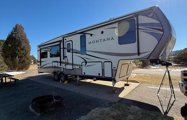 2017 Keystone RV Montana 3000 RE