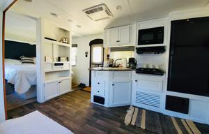 2016 Keystone RV Hideout 242LHS
