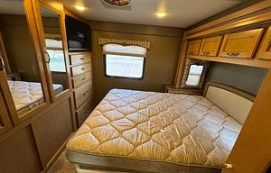 2016 Thor Motor Coach Four Winds 29G. "Let's Go!"