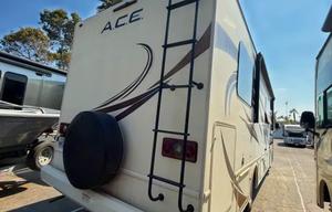A9 Luxury Thor Sleeps 8 w/ Starlink Private Master