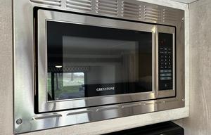 Fully Stocked, Double Bunk | Sleeps 6-8 | 2022 RV