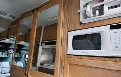 2002 27North Adventure Vans Progress RV rental photo 2