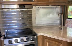 2019 Gulf Stream RV BT Cruiser 5230