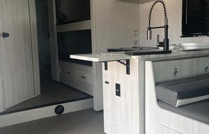 2023 EAST TO WEST Entrada 3100FB RV rental photo 5