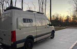 2022 Custom Built 4x4 Sprinter