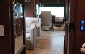 2017 Fleetwood RV Bounder 35K