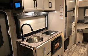 2022 Thor Motor Coach Vegas 24.1 Sleeps 6!