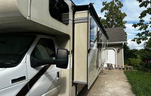 2019 Thor Motor Coach Four Winds 31W