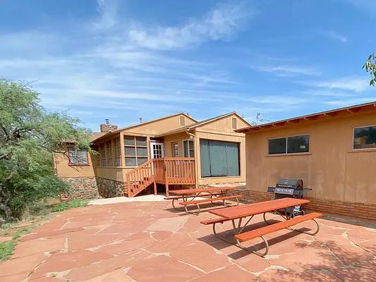 001, Loop: CRESCENT MOON RANCH