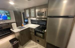 Great Getaway w/ Outdoor Kitchen