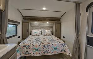 2022 Family Bunkhouse **Sleeps 7**