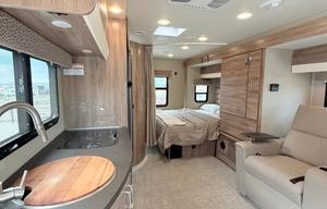 Luxury Mercedes RV – Sleeps 5