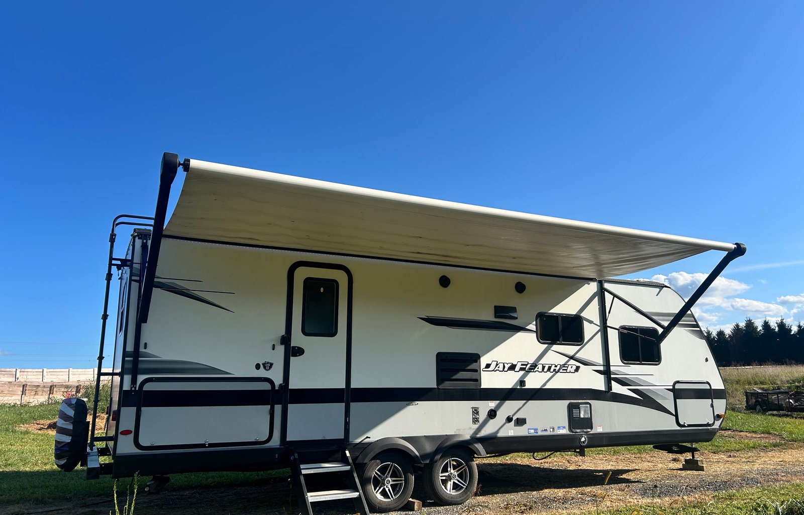 2022 Jayco Jay Feather Camper Rental