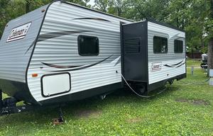 2015 Dutchmen RV Coleman Lantern Series 270RLS